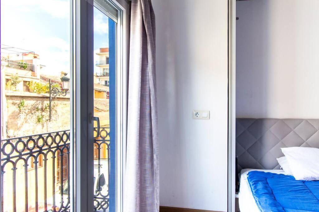 ולנסיה Apartamento Con Terraza Privada Cerca De La Playa מראה חיצוני תמונה