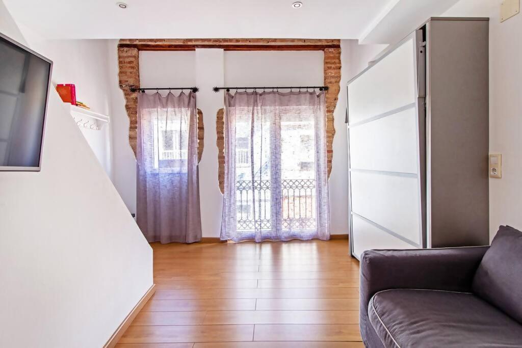 ולנסיה Apartamento Con Terraza Privada Cerca De La Playa מראה חיצוני תמונה